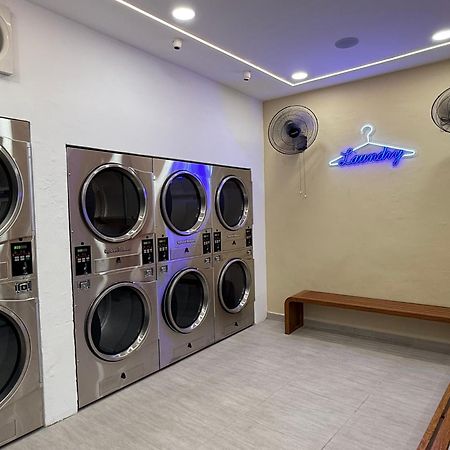V Hotel Johor Bahru Eksteriør billede