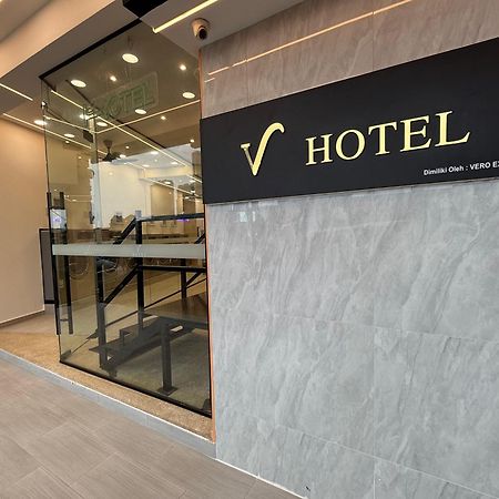 V Hotel Johor Bahru Eksteriør billede