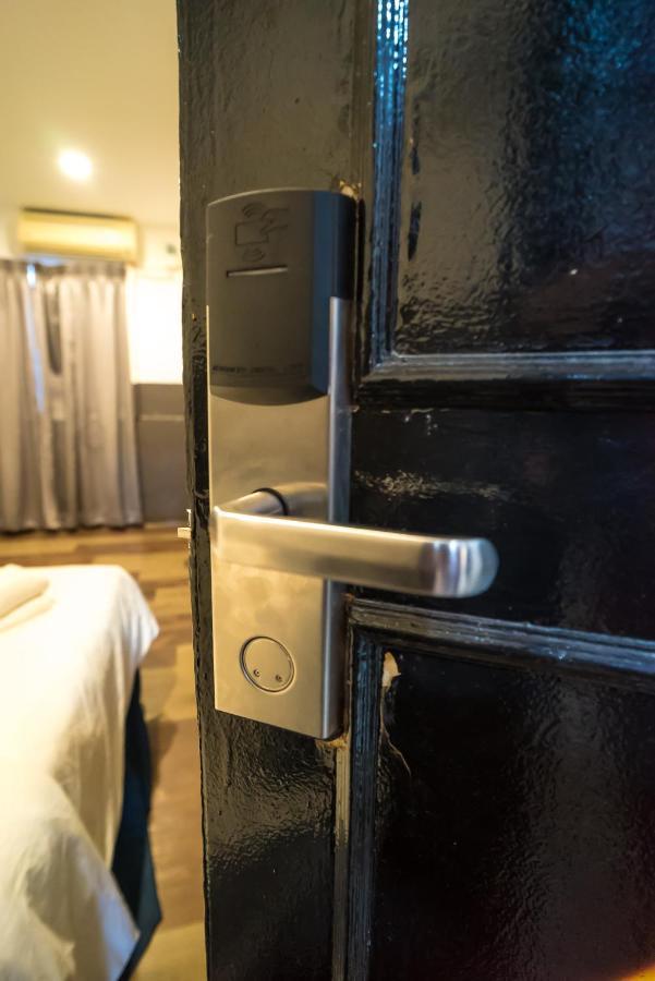 V Hotel Johor Bahru Eksteriør billede