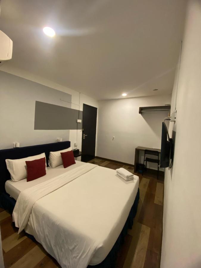 V Hotel Johor Bahru Eksteriør billede