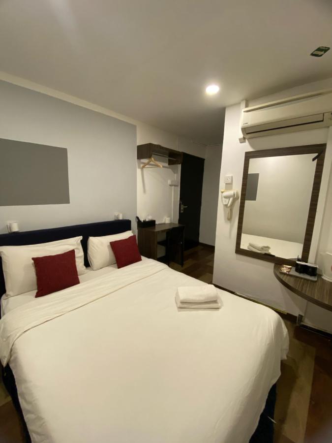 V Hotel Johor Bahru Eksteriør billede