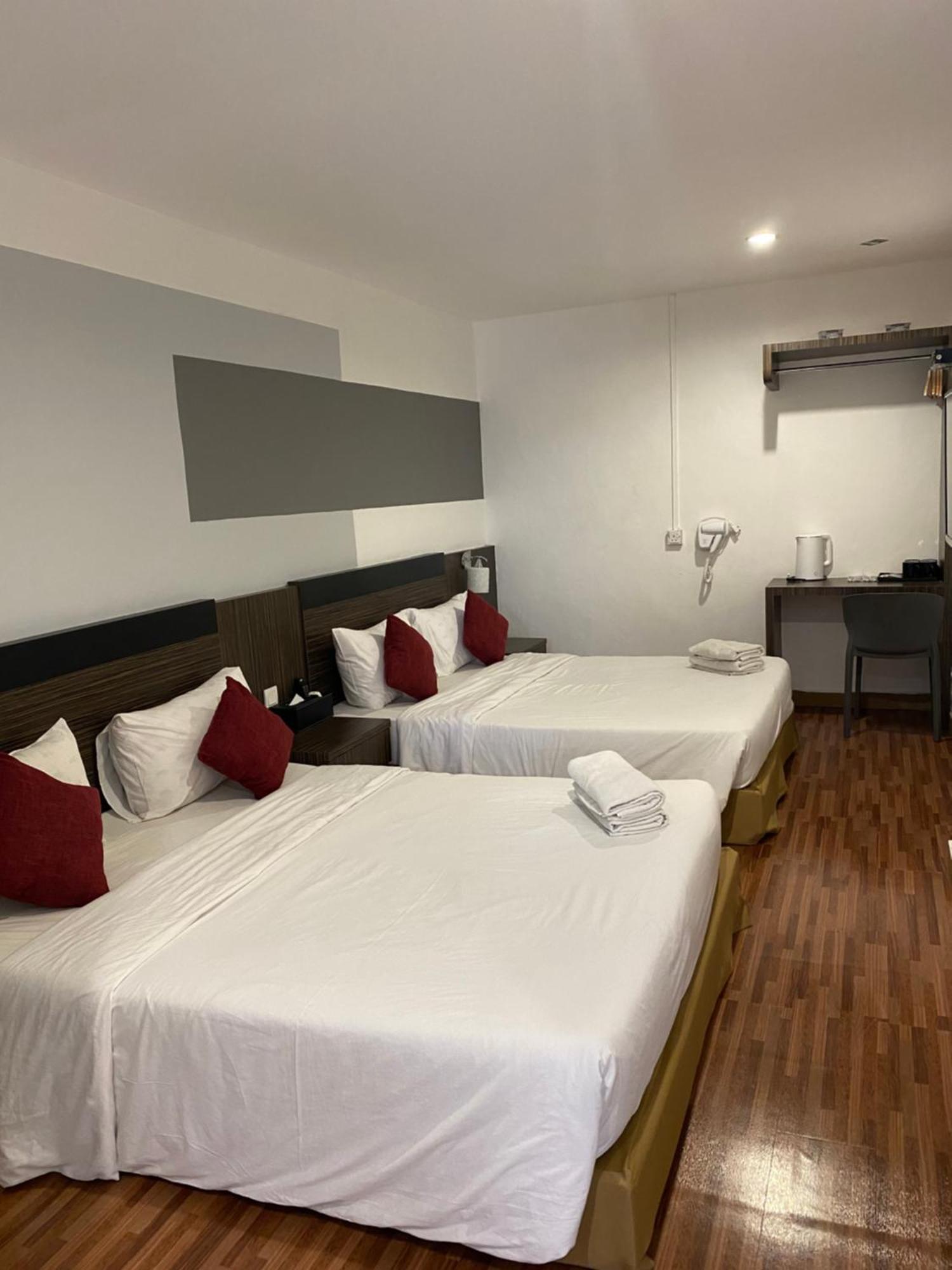 V Hotel Johor Bahru Eksteriør billede